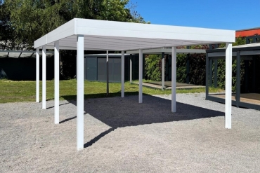 Terrassenüberdachung California Flachdach mit Glas